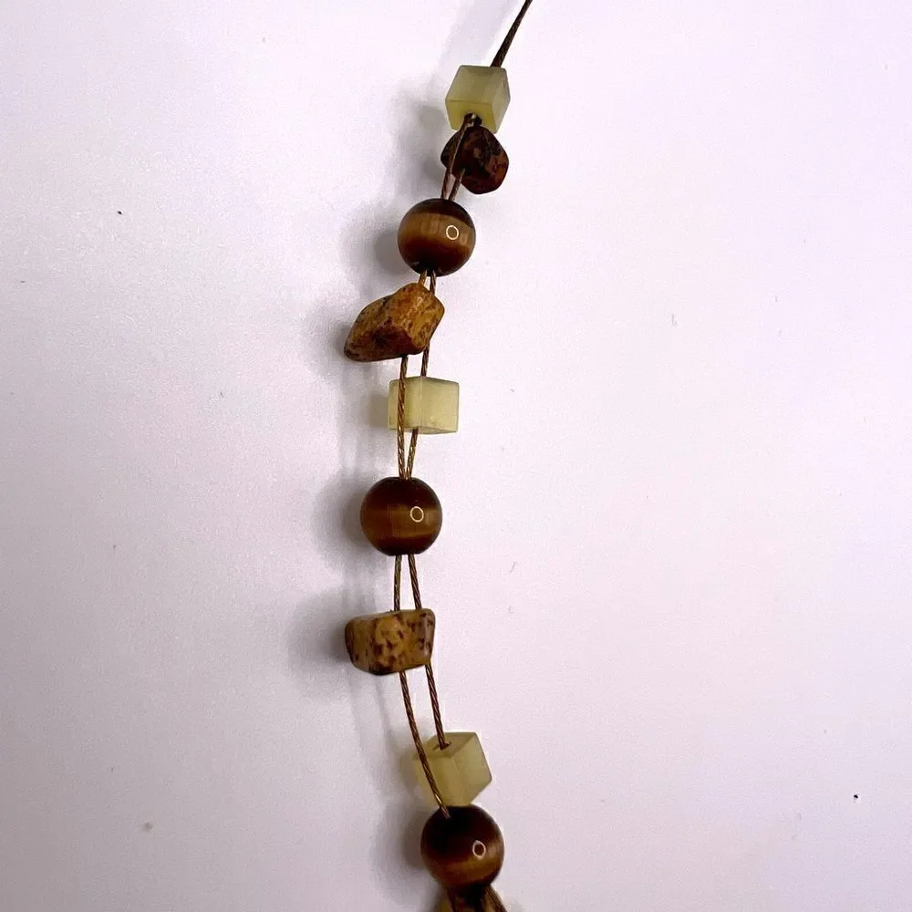 *3/$20* Lia Sophia wire and small bead/stone necklace